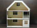 Кукольный домик трехэтажный с балконом