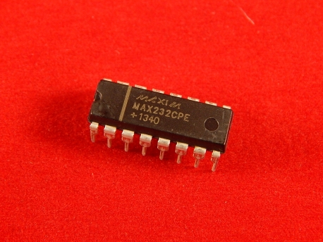 MAX232CPE PDIP-16, Мультиканальный приемопередатчик интерфейса RS-232