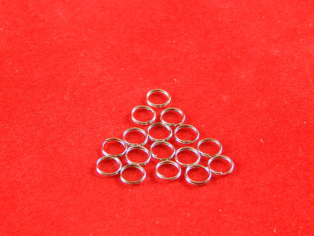 Металлическое кольцо для брелков и ключей