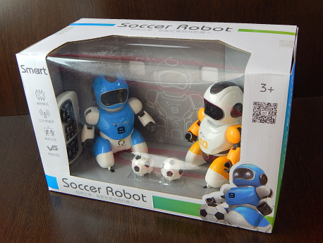 Футбольный робот в комплекте с воротами  