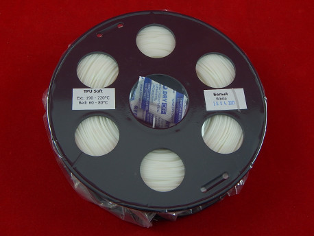Белый TPU SOFT пластик Bestfilament для 3D-принтеров 0.5 кг (1,75 мм)