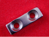 Неодимовый магнит прямоугольник 30х10х5 мм с двумя зенковками