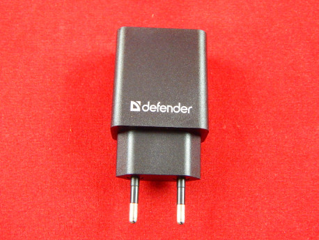 Зарядное устройство Defender EPA-10, USB, 5V/2.1А, черный