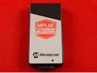 MPLAB PICkit 4, Внутрисхемный отладчик/программатор для PIC и dcPIC флеш микроконтроллеров