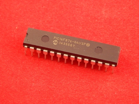 PIC16F876-04I/SP Микроконтроллер