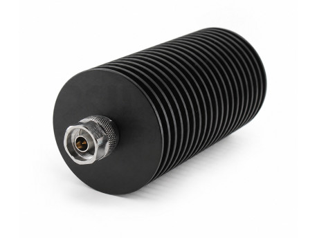 XINQY XQY-NJKP-06-100W, сторона N-штекера; исходное фото ретушировано для удаления рекламы