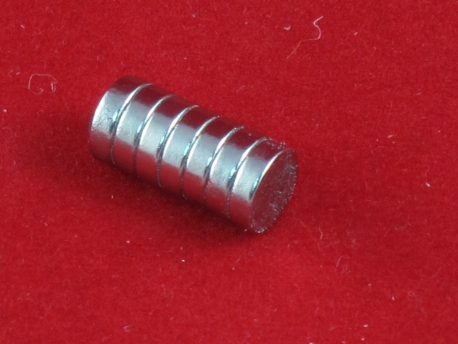 Неодимовый магнит N35 (6мм х 2 мм)