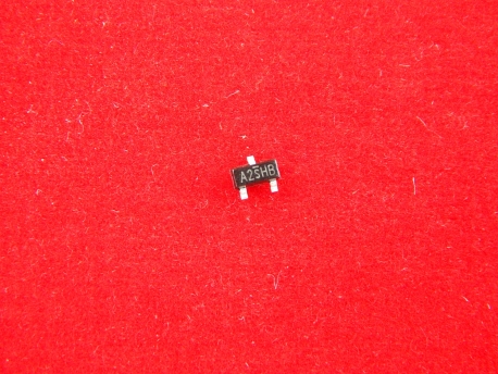 S8050 J3Y Транзистор NPN 40В, 0.5А