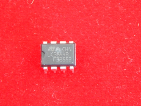 UC3844B ШИМ контроллер DIP-8